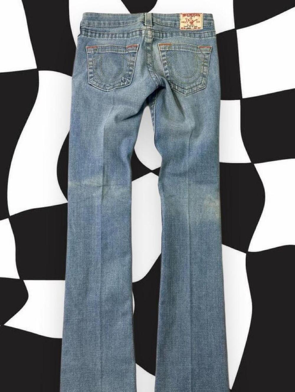 Vintage True Religion  Johnny blue denim jeans with a flared leg
